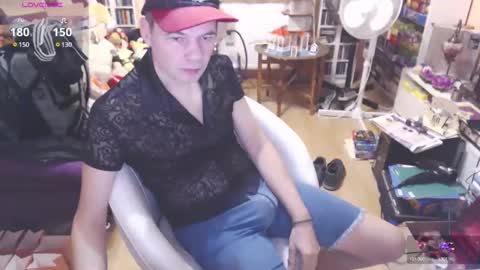 Snapshot of benijamin chatting on December 2024 08:44:02 AM benijamin online show from December 2024 08:44:02 AM