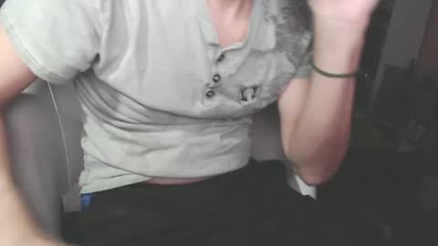 Snapshot of benijamin chatting on December 2024 10:47:02 PM benijamin online show from December 2024 10:47:02 PM