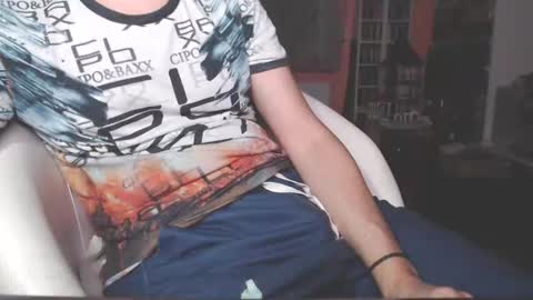 Snapshot of benijamin chatting on February 2025 10:07:02 PM benijamin online show from February 2025 10:07:02 PM