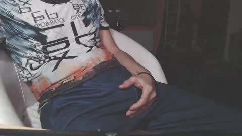 Snapshot of benijamin chatting on February 2025 09:27:02 PM benijamin online show from February 2025 09:27:02 PM