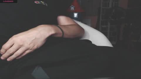 Snapshot of benijamin chatting on September 2025 09:37:01 PM benijamin online show from September 2025 09:37:01 PM