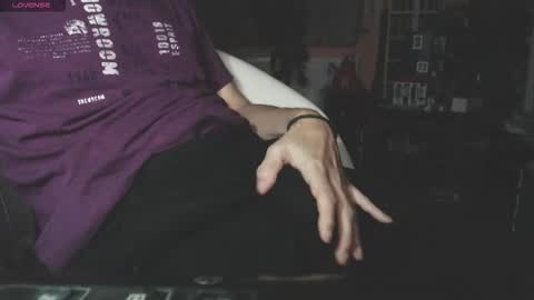 Snapshot of benijamin chatting on November 2025 11:38:01 PM benijamin online show from November 2025 11:38:01 PM