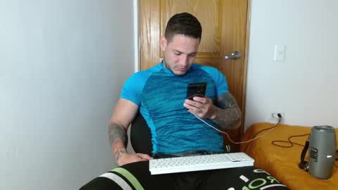 benjamin_isaac online show from March 2025 12:42:02 AM