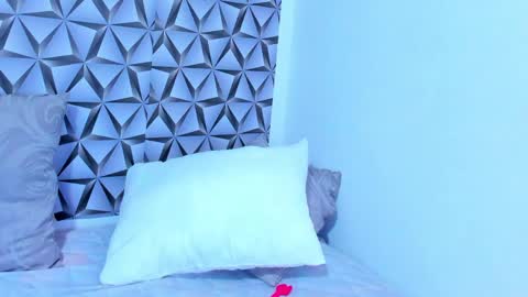 Benjamin online show from April 2026 02:58:01 PM