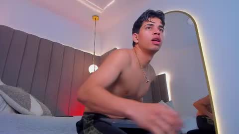 BENJAMIN online show from July 2026 04:19:01 AM
