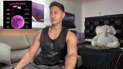 benjamincooperk online show from March 2025 12:42:02 AM