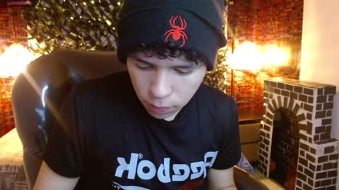 BENJAMIN online show from January 2025 07:28:02 PM