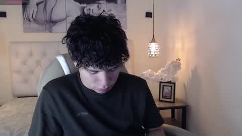 BENJAMIN online show from January 2025 11:04:02 PM