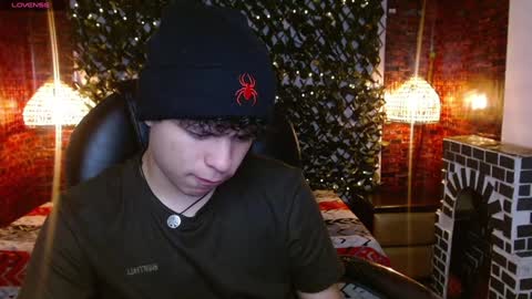 BENJAMIN online show from February 2025 09:04:01 PM