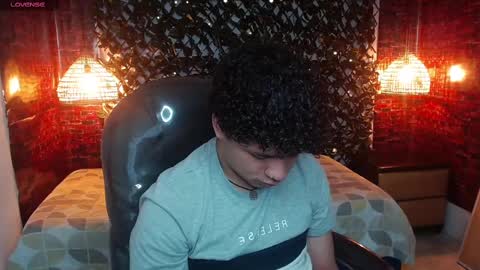 BENJAMIN online show from February 2025 08:51:02 PM