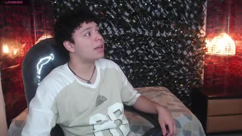 BENJAMIN online show from March 2025 08:01:02 PM