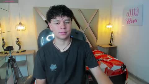 BENJAMIN online show from September 2025 07:03:02 PM