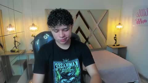 BENJAMIN online show from October 2025 07:21:01 PM