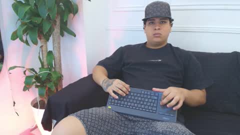 bennett_alejoo online show from December 2025 06:35:02 PM