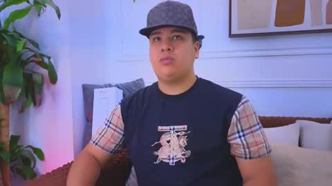 Snapshot of bennett_alejoo chatting on April 2026 07:03:01 PM bennett_alejoo online show from April 2026 07:03:01 PM