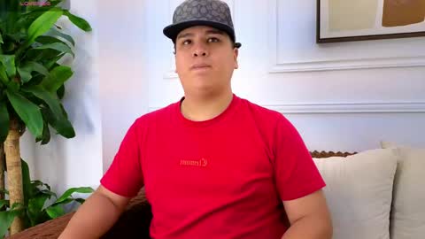 Snapshot of bennett_alejoo chatting on May 2026 06:56:02 PM bennett_alejoo online show from May 2026 06:56:02 PM