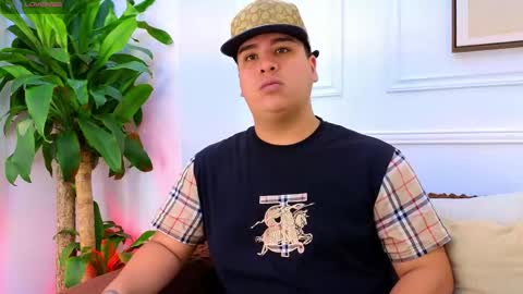 Snapshot of bennett_alejoo chatting on May 2026 06:49:01 PM bennett_alejoo online show from May 2026 06:49:01 PM