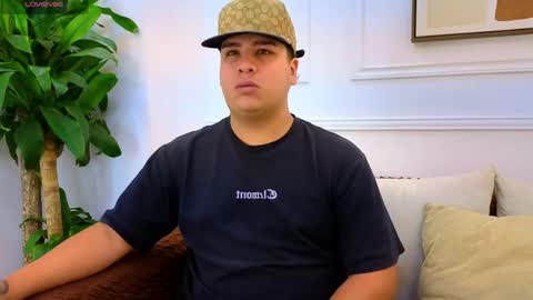 Snapshot of bennett_alejoo chatting on May 2026 07:30:02 PM bennett_alejoo online show from May 2026 07:30:02 PM