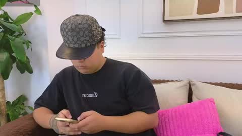 Snapshot of bennett_alejoo chatting on May 2026 06:59:01 PM bennett_alejoo online show from May 2026 06:59:01 PM
