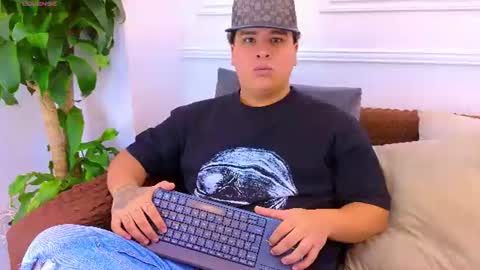 bennett_alejoo online show from July 2026 06:38:02 PM