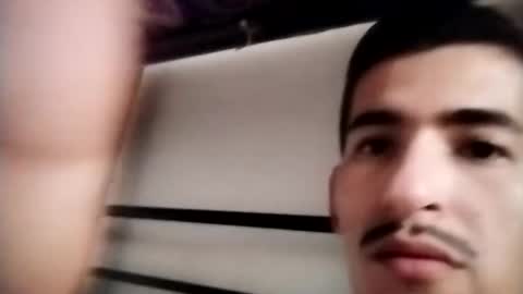 Snapshot of bennivanni chatting on March 2025 02:54:01 PM bennivanni online show from March 2025 02:54:01 PM