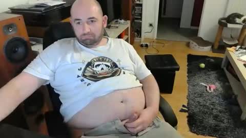 Ben online show from February 2025 07:02:02 PM