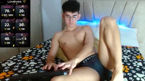 Snapshot of benny__1 chatting on December 2024 02:05:02 PM ben online show from December 2024 02:05:02 PM