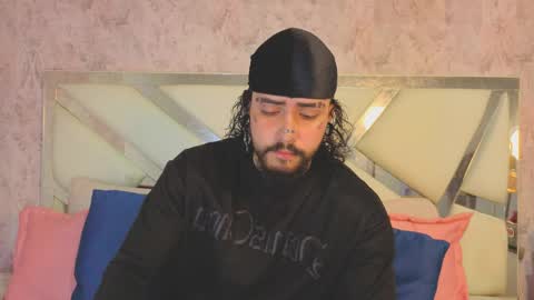 Snapshot of benny_and_mark chatting on April 2026 03:59:02 AM Benny and Mark online show from April 2026 03:59:02 AM