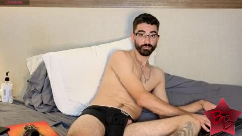 benny_boy95 online show from September 2025 03:00:01 AM