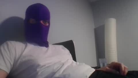 Snapshot of bennybueno chatting on May 2026 04:09:01 AM bennybueno online show from May 2026 04:09:01 AM