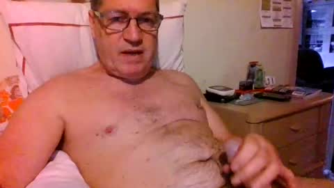 bennybutterfly007 online show from June 2026 05:12:02 PM