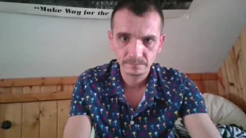 benny and innocentvixon online show from December 2025 05:53:01 PM