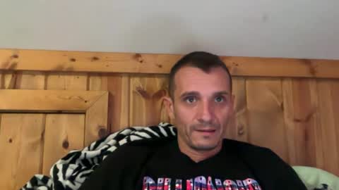 benny and innocentvixon online show from June 2026 10:49:02 PM