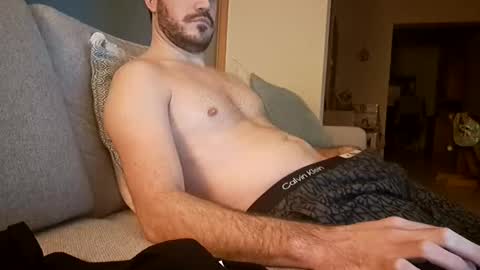 benoitgmx12 online show from January 2025 07:18:01 PM