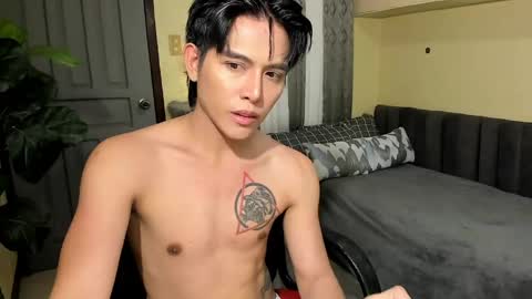 Snapshot of bentlyfuck chatting on May 2026 03:25:02 AM bentlyfuck online show from May 2026 03:25:02 AM