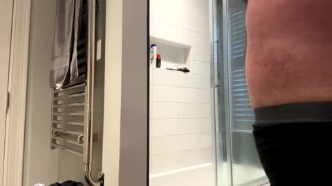 benz10001 online show from February 2026 12:15:01 PM