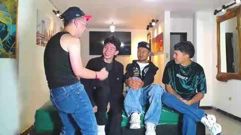 Snapshot of benz_boys chatting on November 2025 11:53:02 AM benz boys online show from November 2025 11:53:02 AM