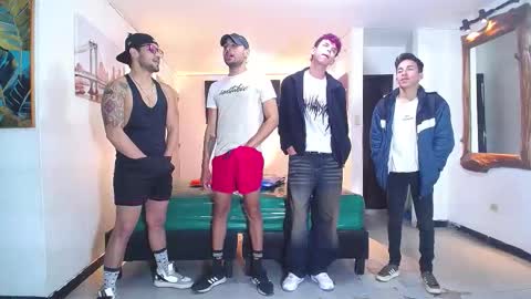 Snapshot of benz_boys chatting on January 2026 12:41:01 PM benz boys online show from January 2026 12:41:01 PM