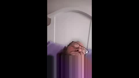 bergeeric1970 online show from March 2026 12:44:01 PM