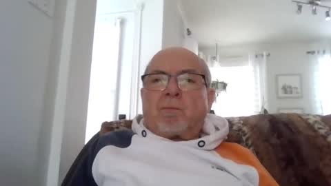 bernard1102 online show from January 2025 02:17:02 PM