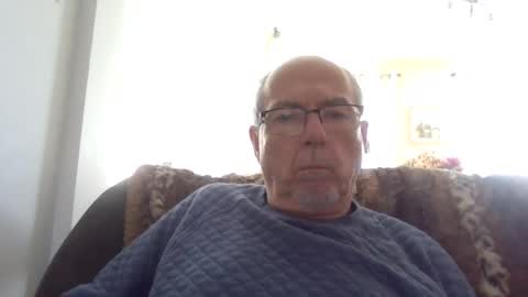 bernard1102 online show from October 2025 05:55:02 PM