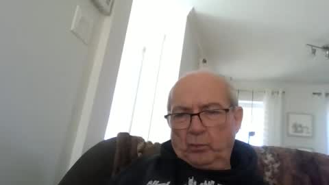 bernard1102 online show from May 2026 01:16:02 PM