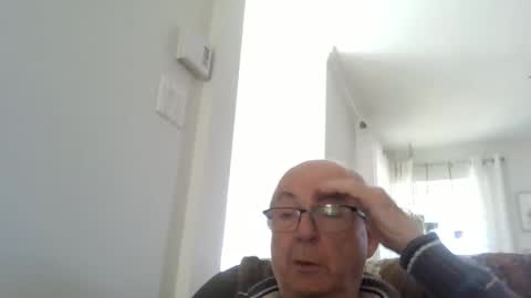 bernard1102 online show from May 2026 01:16:02 PM
