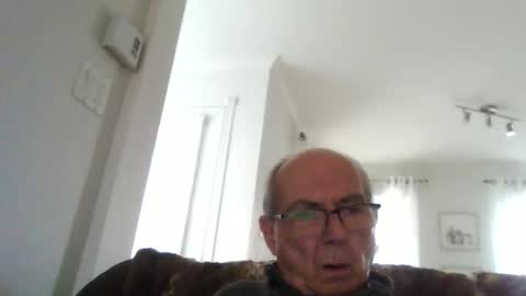 bernard1102 online show from May 2026 09:53:02 PM