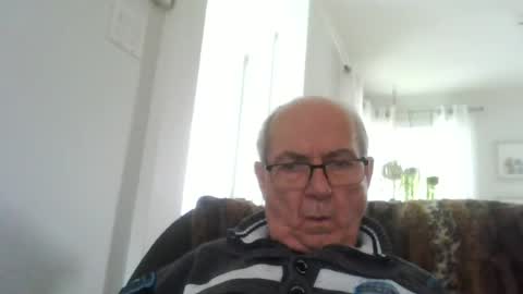 bernard1102 online show from June 2026 01:04:02 PM