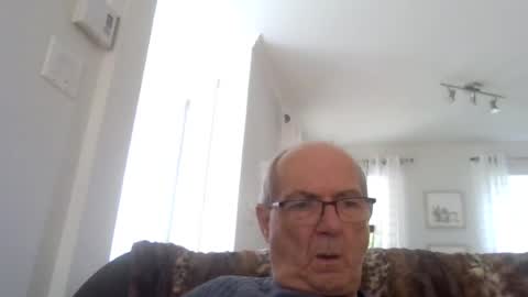 bernard1102 online show from July 2026 01:17:01 PM