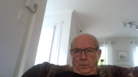 bernard1102 online show from July 2026 11:03:02 AM