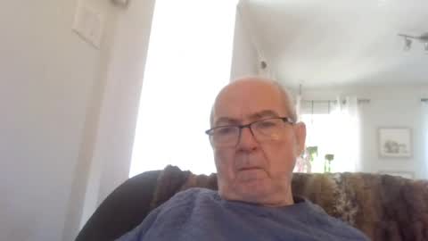 bernard1102 online show from July 2026 11:59:01 AM