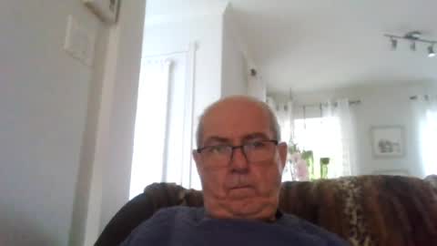 bernard1102 online show from July 2026 10:29:01 AM