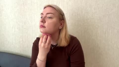 Anny online show from May 2026 08:20:02 AM